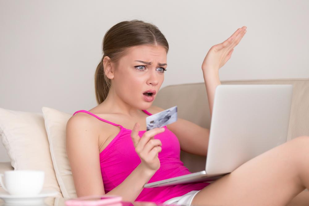 Applying For A Credit Card? Don’t Make These 5 Mistakes