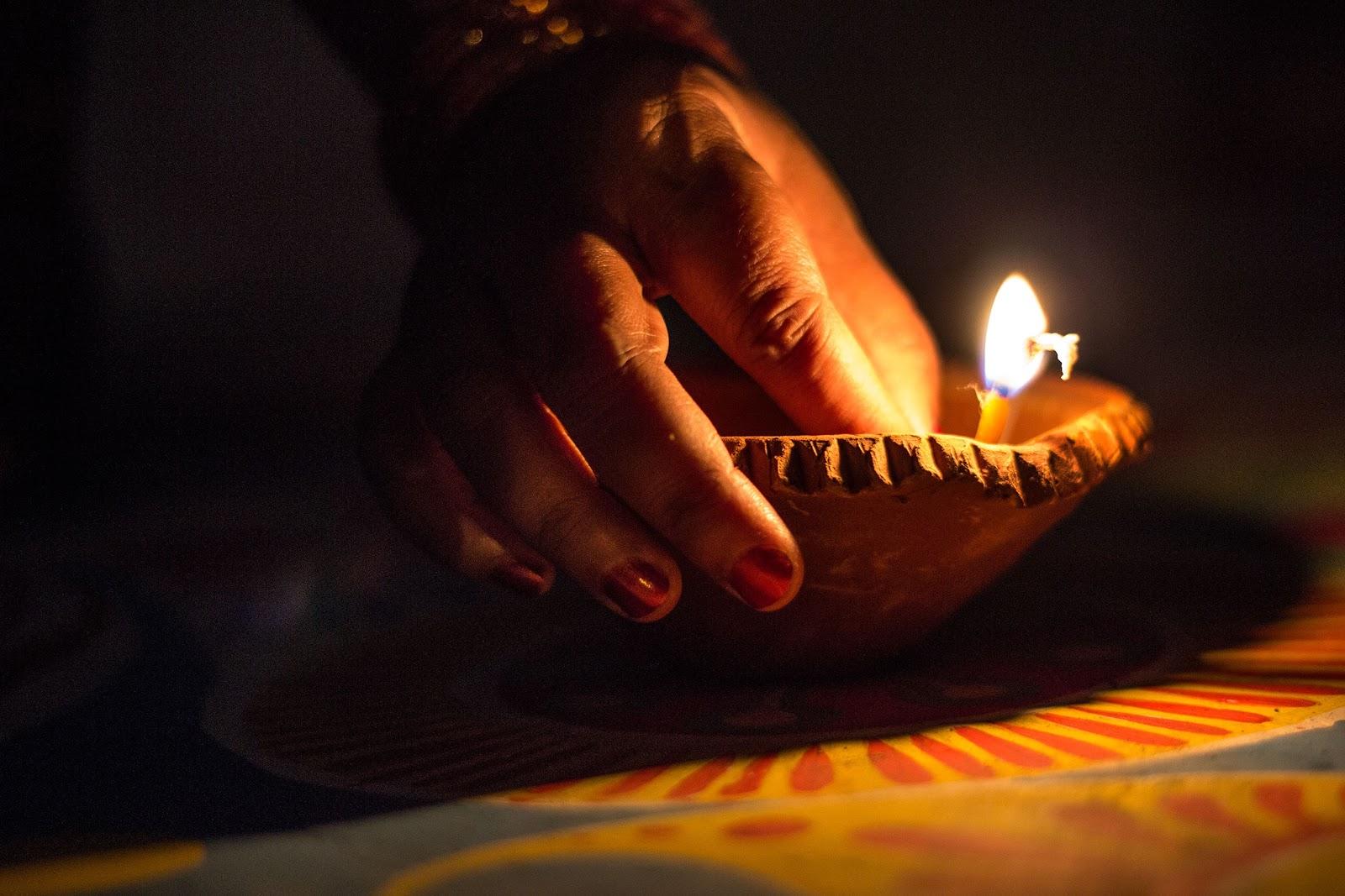 The Essential Guide To Diwali Shopping on a Budget