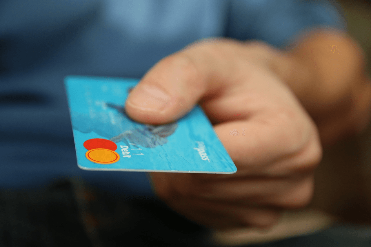 Know The Difference Between Credit Lock And Credit Freeze