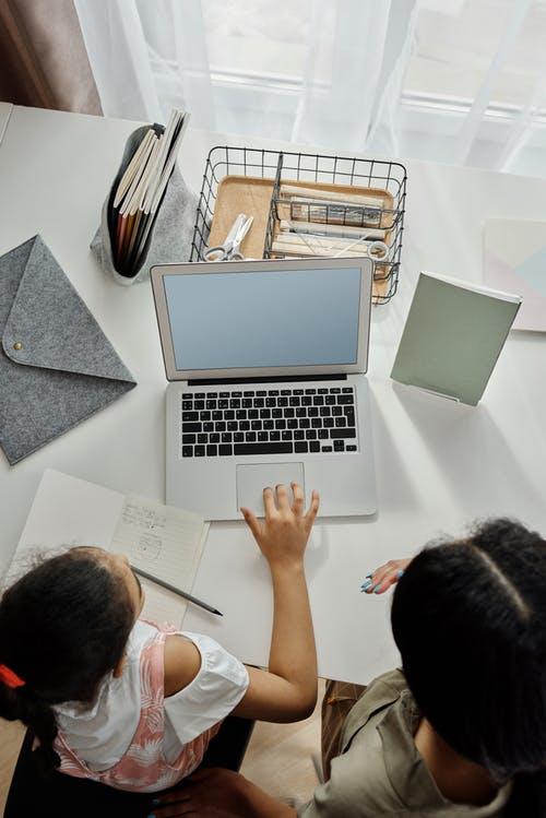 Teach Money Lessons To Your Teens
