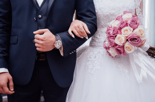Ultimate Hacks To Manage Wedding Finances